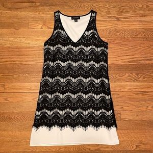 Fifteen Twenty Black White Lace Sleeveless V Neck Shift Dress XS